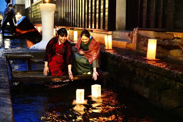 飛騨古川冬の伝統風習『三寺まいり』！和ろうそくや灯篭で街を彩ろう！