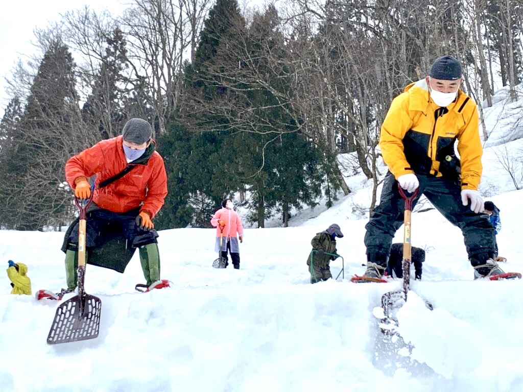 種蔵棚田の雪庇落としをしよう！『雪かきしながら種蔵集落の景観保全』