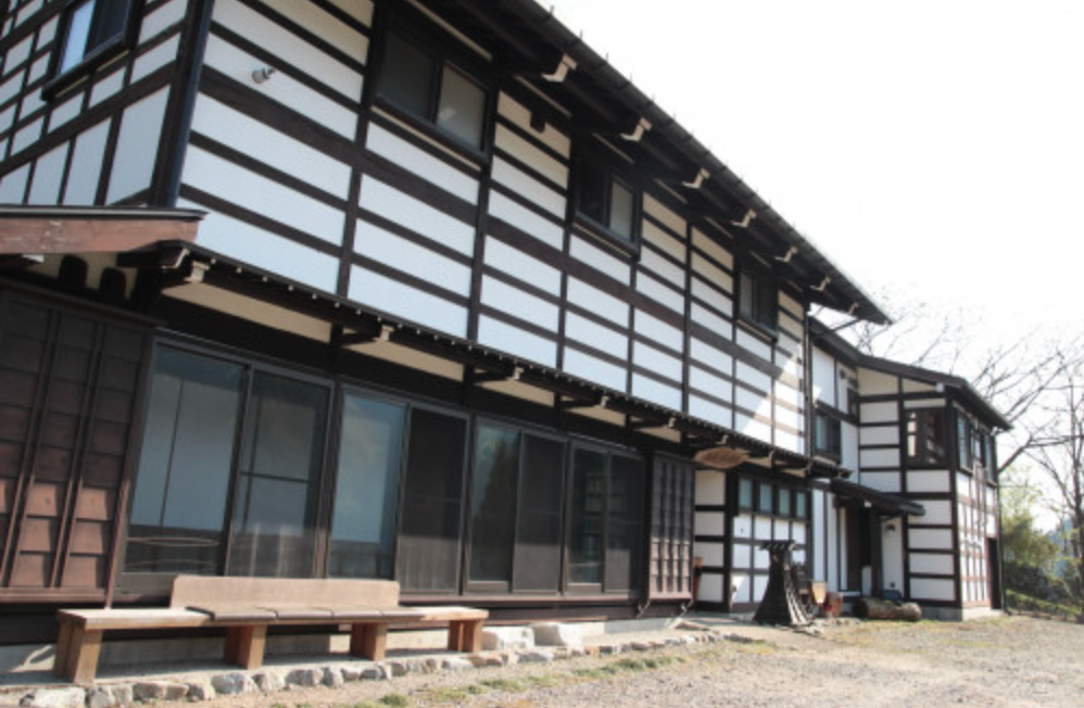日本の原風景が残るお宿『板倉の宿種蔵』！秋のカメムシ対策のお手伝い！